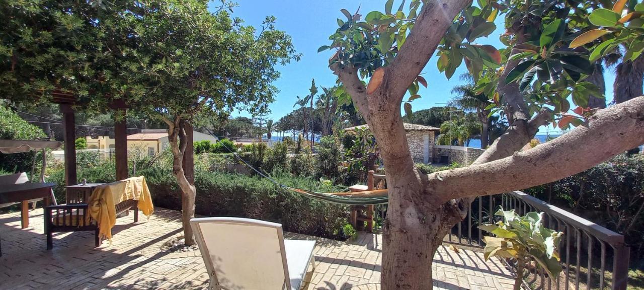 A Due Passi Dal Mare Con Piscina Villa Fontane Bianche Dış mekan fotoğraf