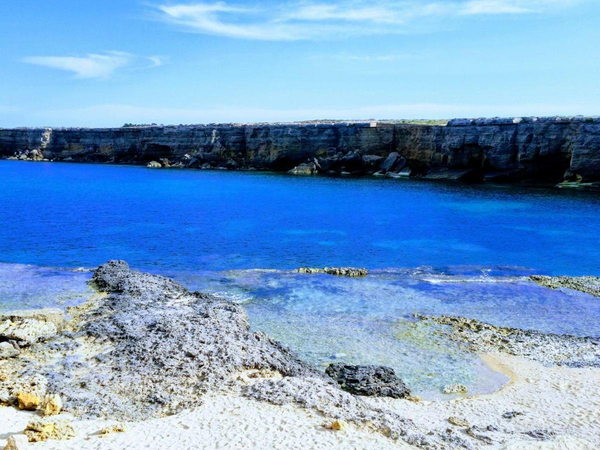 A Due Passi Dal Mare Con Piscina Villa Fontane Bianche Dış mekan fotoğraf